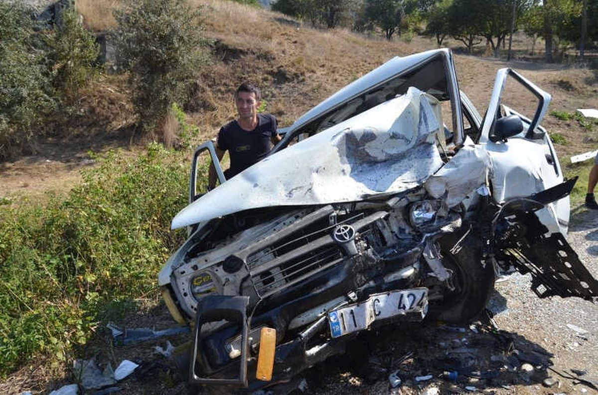 Bilecik\'te Trafik Kazası: 4 Yaralı