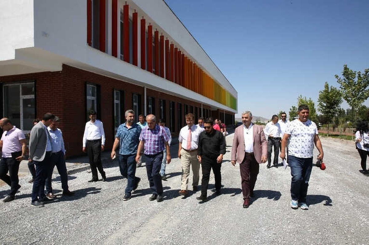 Büyükşehir Belediyesi Meslek Akademisiyle İstihdama Destek Oluyor