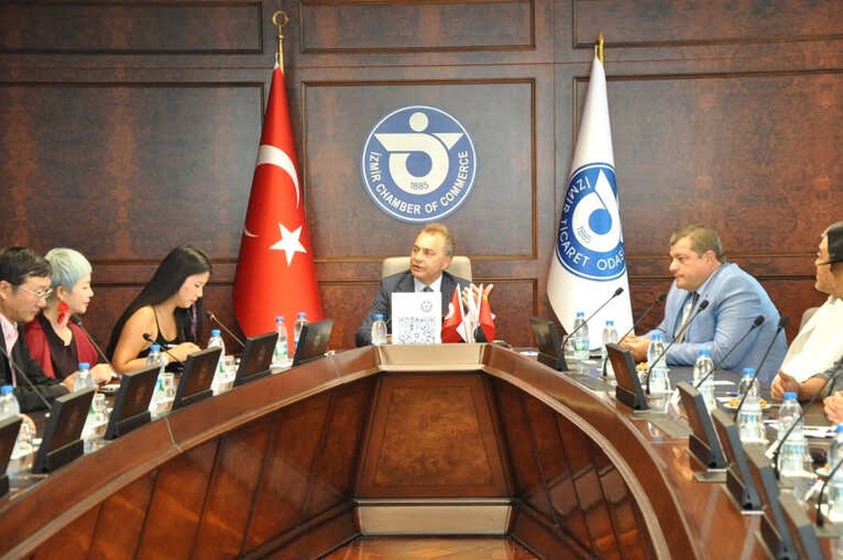 Çinli Sanatçılar: "Türkiye\'de Kriz ve Tehlike Yok, Bunu Ülkemizde Anlatacağız"
