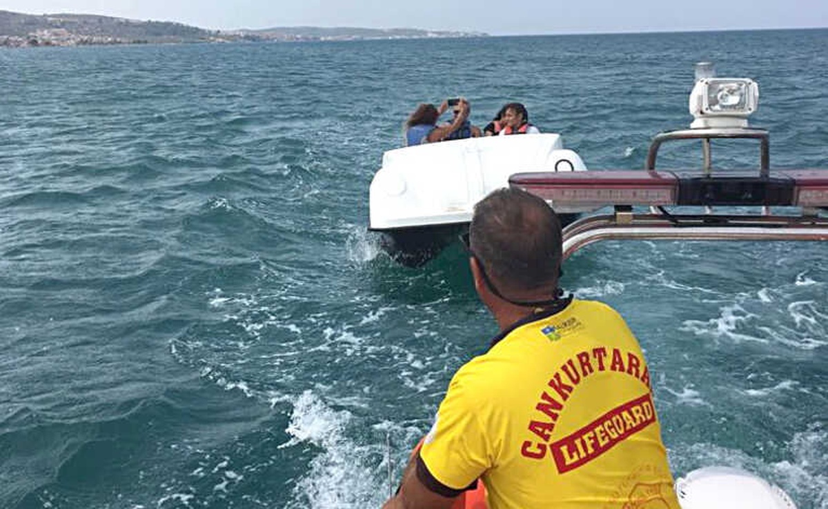 Deniz Bisikletiyle Açıldılar, Ölümle Burun Buruna Geldiler