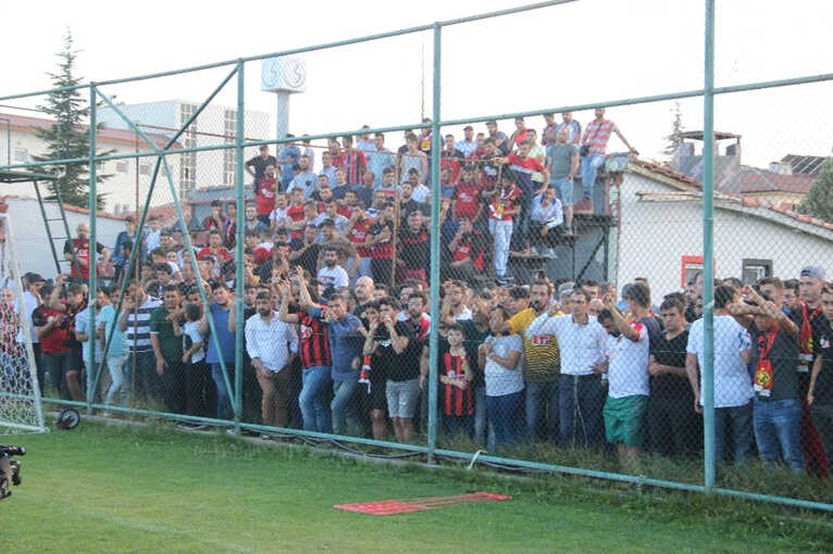 Eskişehirsporlu Oyuncular Antrenmana Çıkmadı