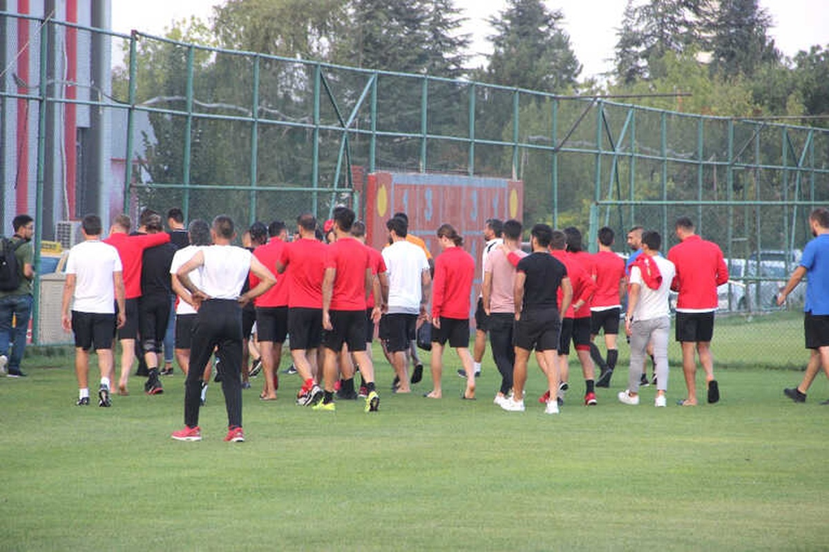 Eskişehirsporlu Oyuncular Antrenmana Çıkmadı