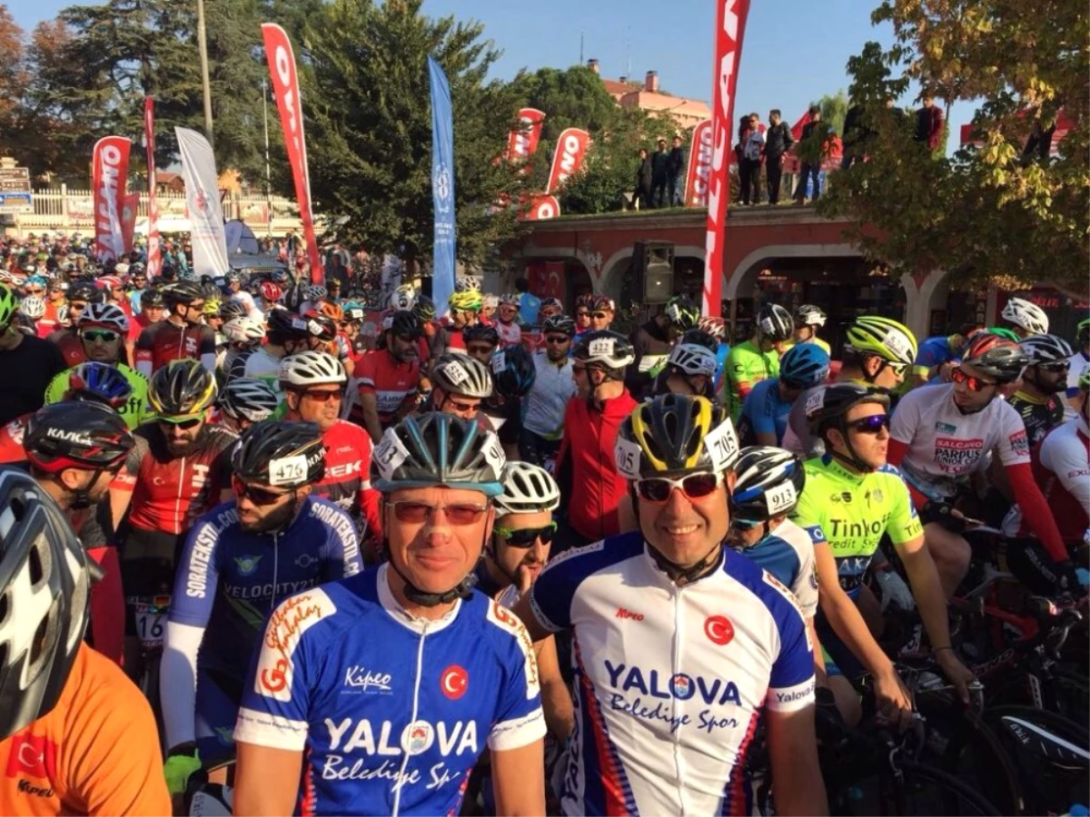 Grand Fondo Dünya Yol Bisiklet Yarışı\'nda 2 Türk