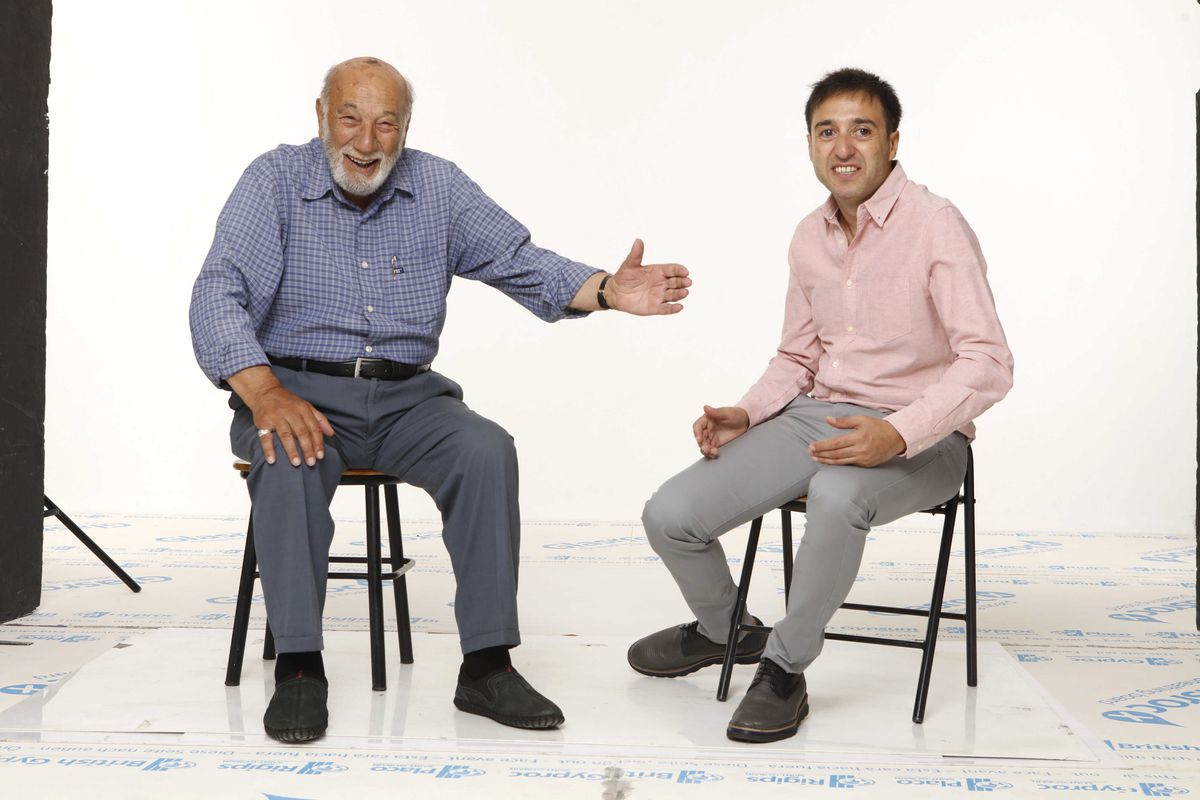 Herkes Stand Up, Onlar Sit Down Yapıyorlar