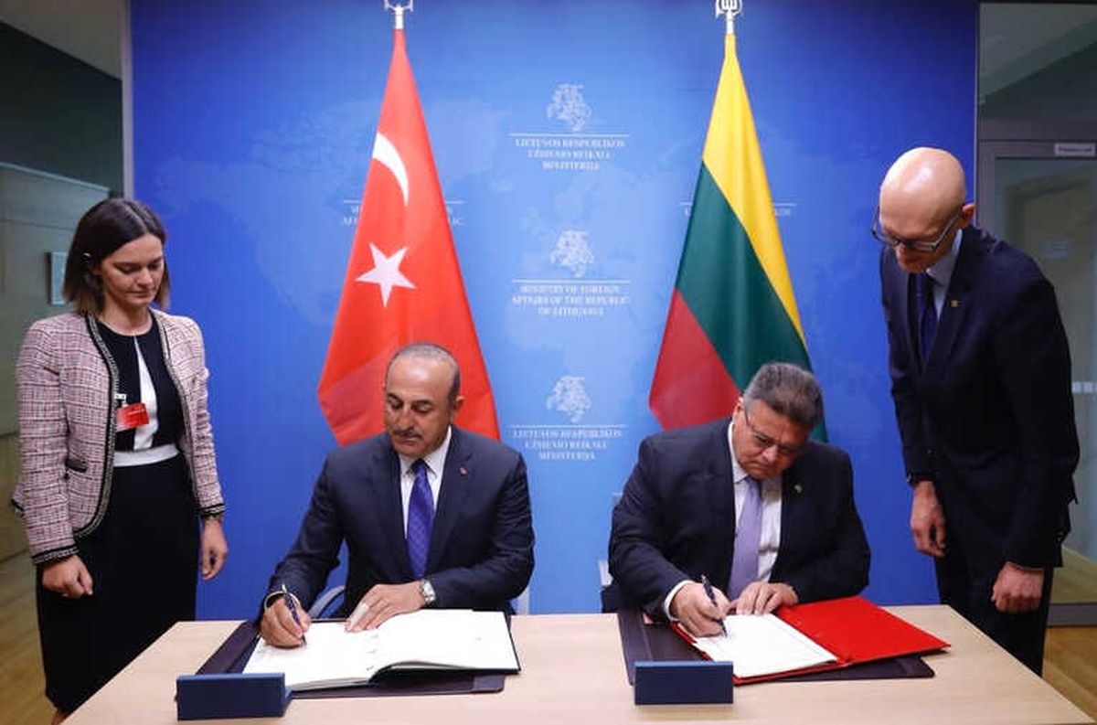 İmzalar Atıldı