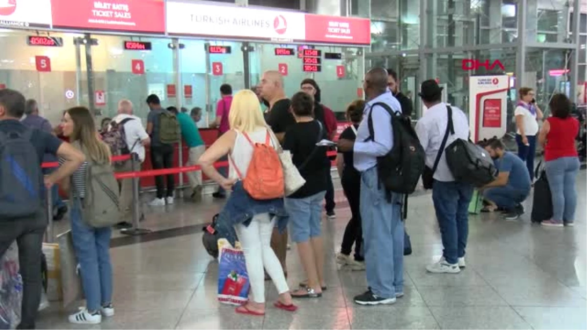 İstanbul- Ercan Havalimanı\'ndaki Grev Uçak Seferlerini Etkiledi