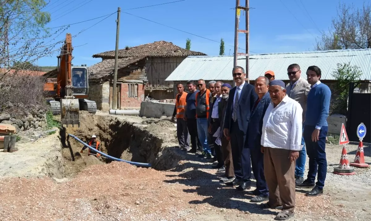 Kırsal Mahallelerin Alt Yapı Sorunu Çözülüyor