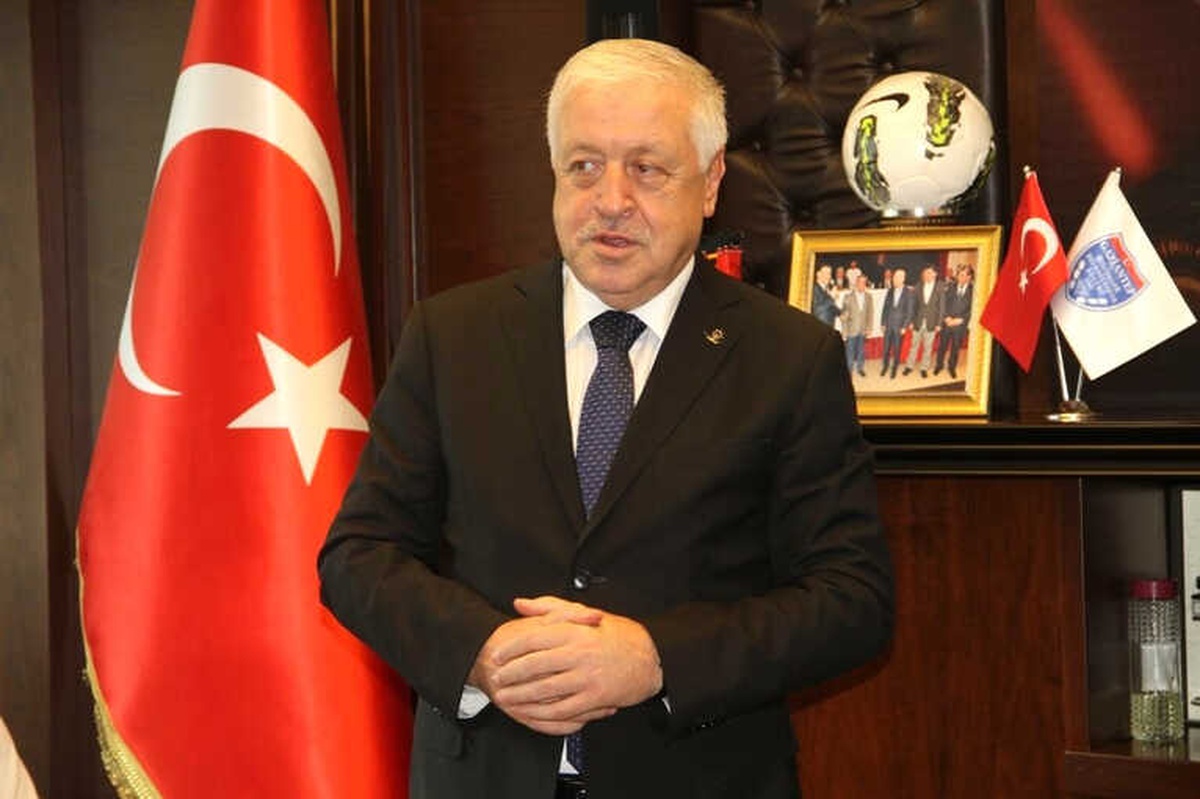 Milletvekili Uzer\'den Zafer Bayramı Kutlamaası