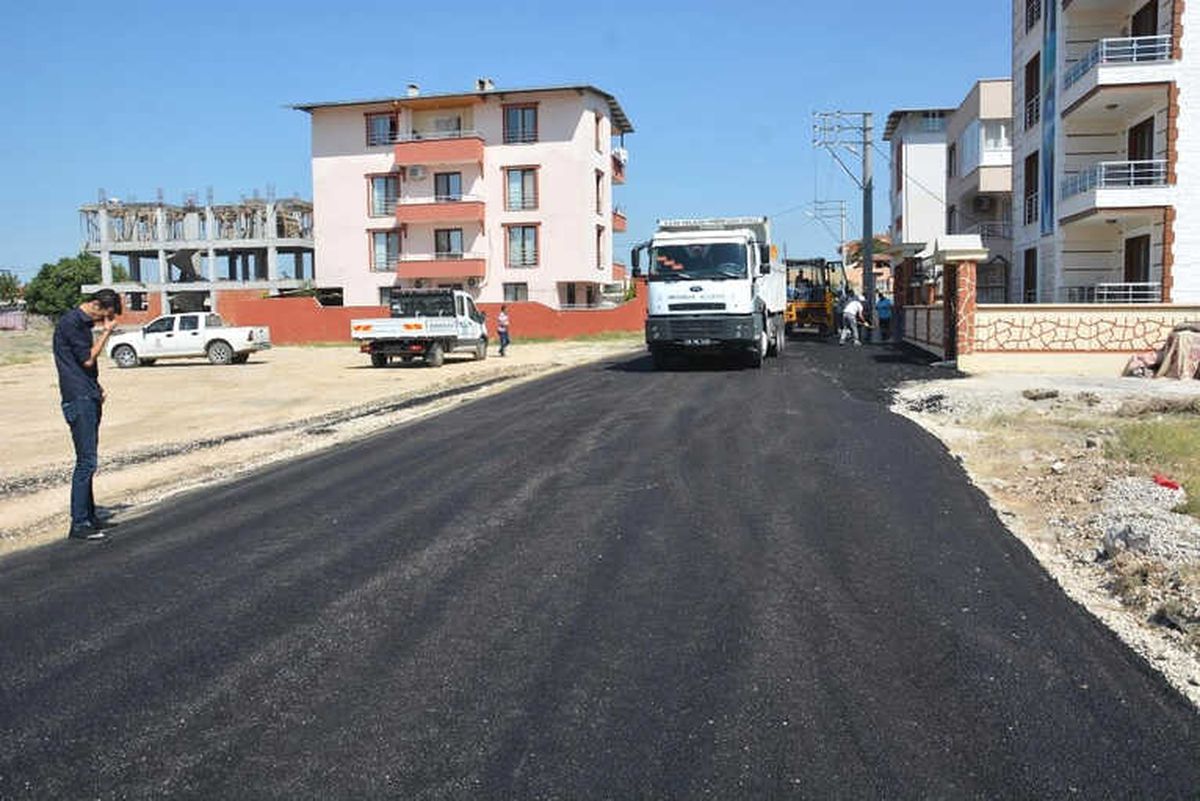 Şehzadeler\'de 4 Bin 500 Ton Asfaltlama Yapıldı