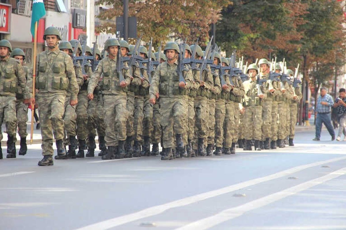 Sivas\'ta 30 Ağustos\'a Coşkulu Prova