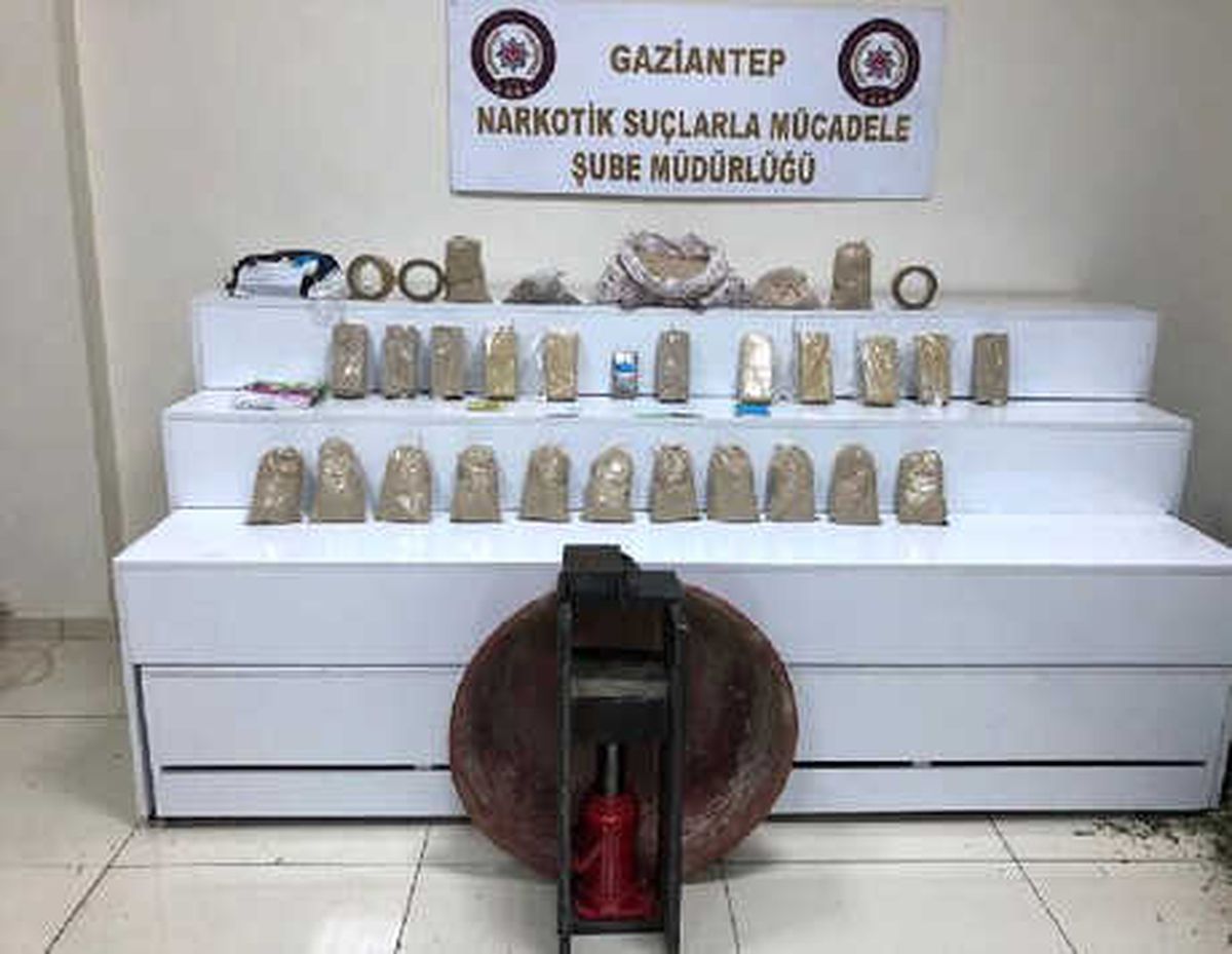 Uyuşturucu İmalathanesinde 17 Kilo Eroin Ele Geçirildi