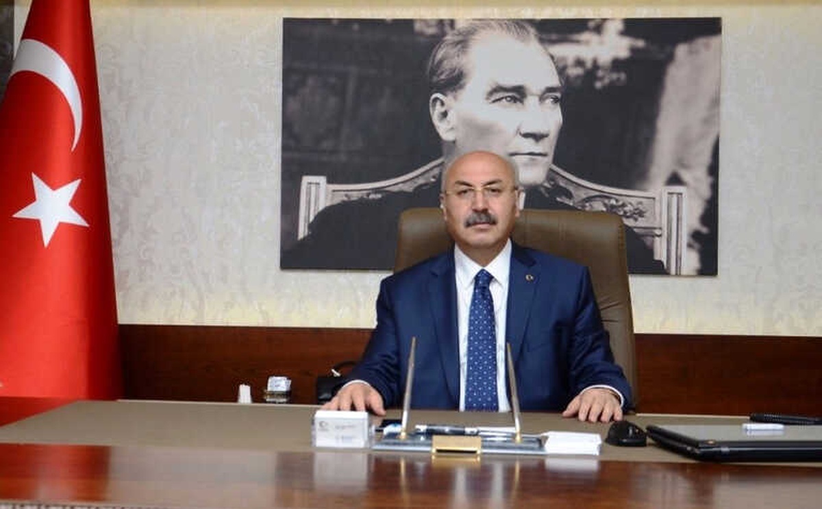 Vali Yavuz Selim Köşger\'in 30 Ağustos Zafer Bayramı Mesajı