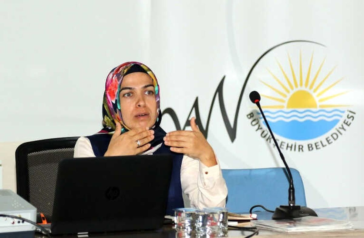 Van Büyükşehir Belediyesinden \'E-devlet\' Eğitimi