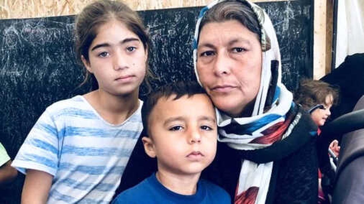 Yunanistan\'da Mülteci Kampında Şiddet: \'Burası Suriye\'deki Savaşın Daha Çirkin Hali\'
