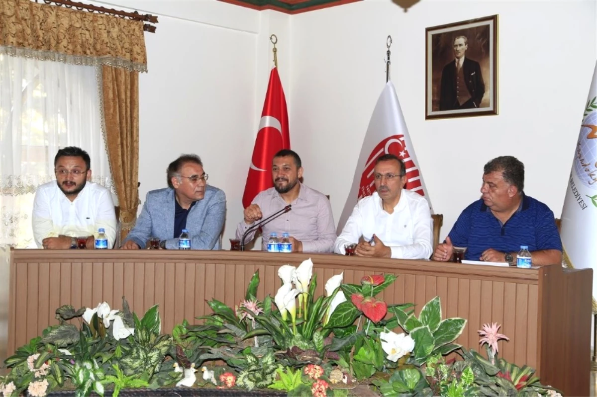 AK Parti Nevşehir Milletvekili Açıkgöz, Külliye Yaptırma ve Yaşatma Derneği Başkanlığına Seçildi