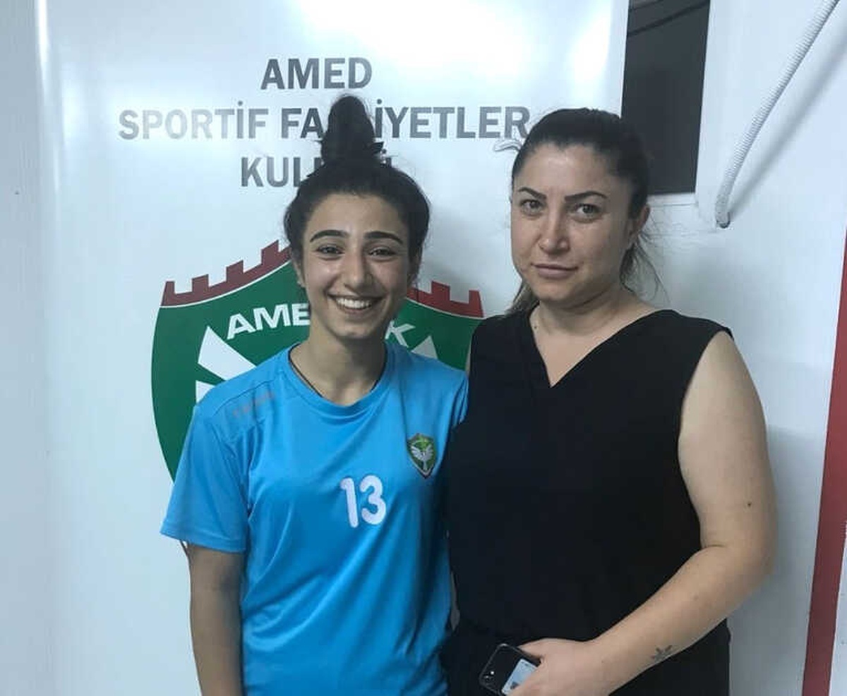 Amed Sportif Tuğba Ok\'la Yeniden Anlaştı
