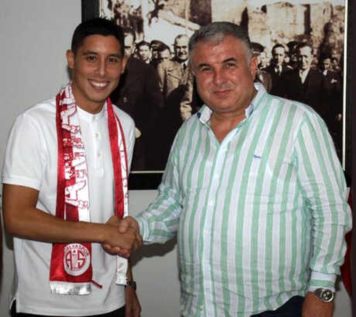 Antalyaspor, Barrada ile 2 Yıllık Sözleşme İmzaladı