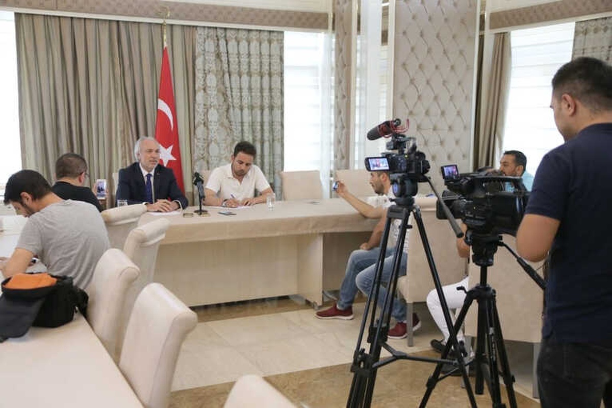 Başkan Kamil Saraçoğlu: Kütahyaspor\'un Yanında Olmaya Devam Edeceğiz