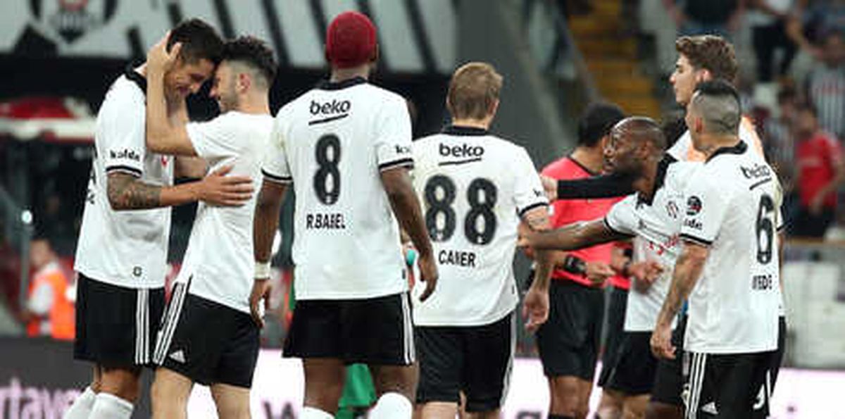 Beşiktaş, Gruplara Kalma Peşinde