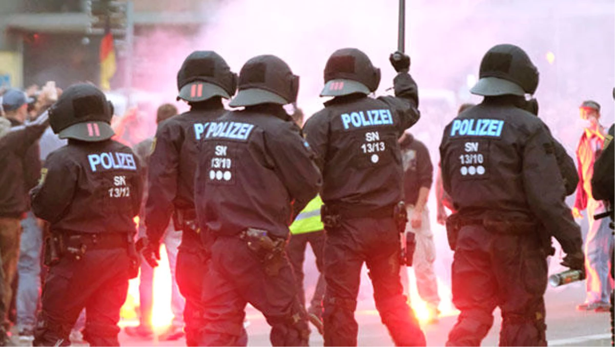 Chemnitz\'deki Olaylar Tehlikenin Ayak Sesleri Mi?