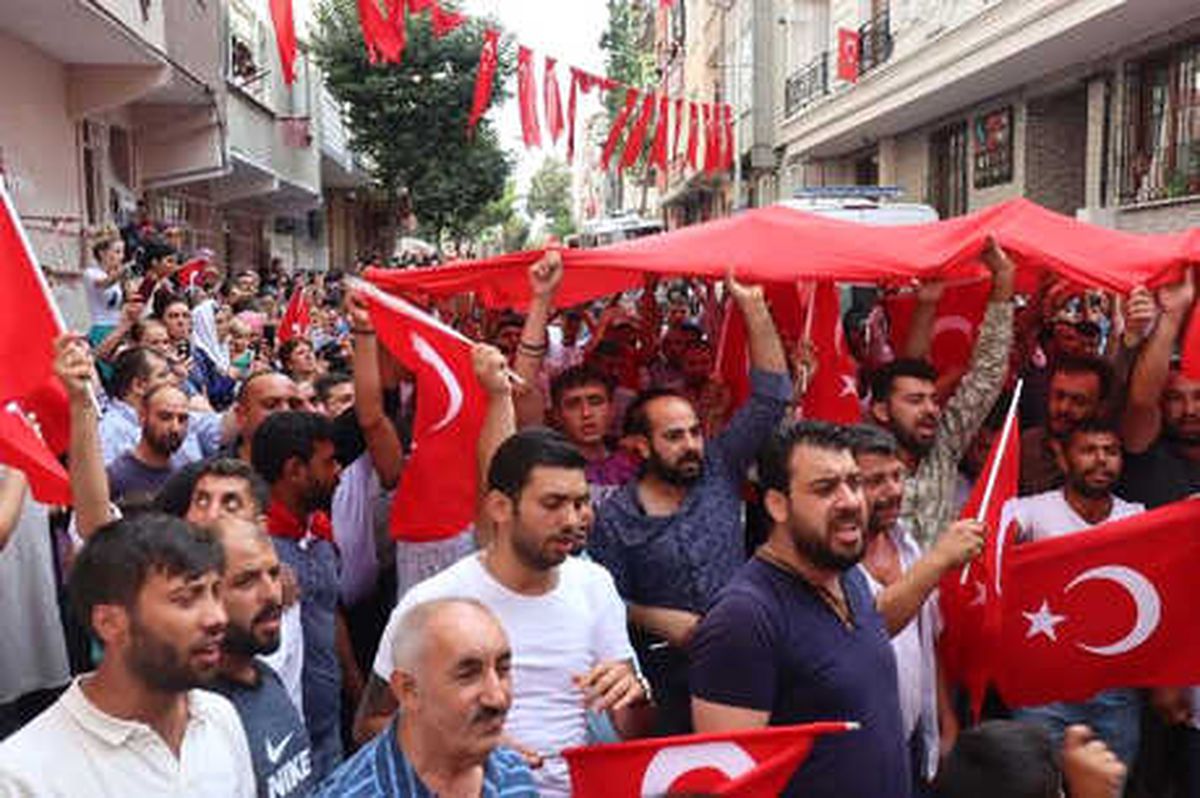 Düzelterek Yeniden) Hakkari Şehidi İsa Erçetin İçin Evinde Helallik Alındı