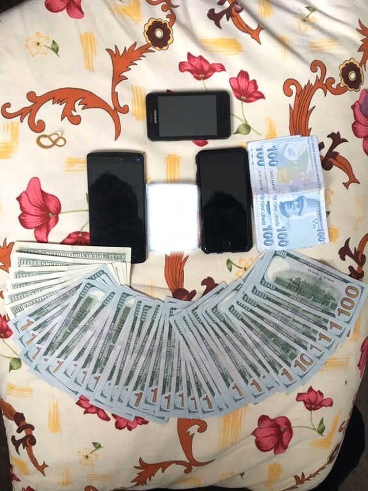 Erzurum\'da Fetö\'nün Gaybubet Evlerine Operasyon: 12 Gözaltı