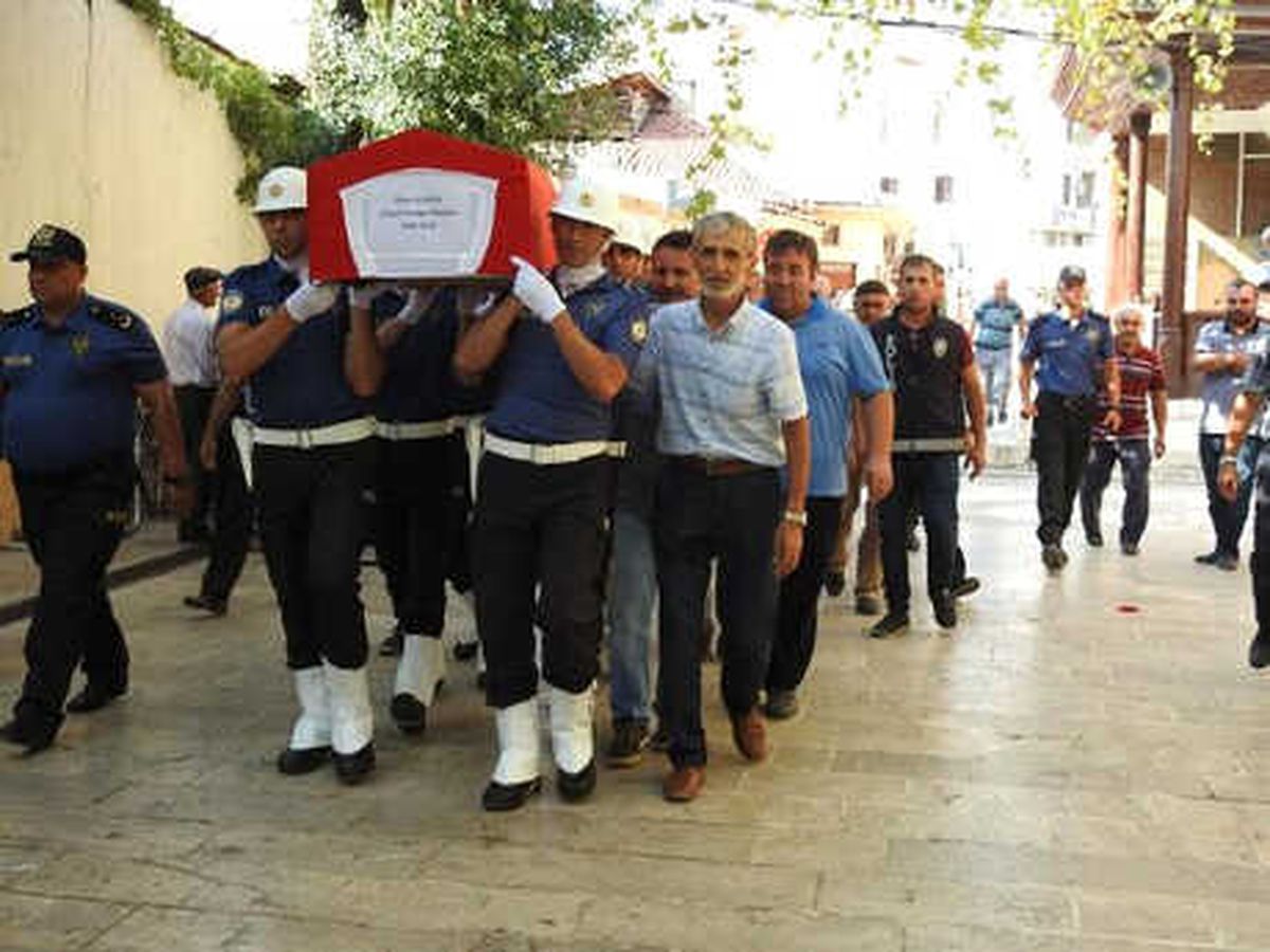İntihar Eden Polis Meslek Yüksek Okulu Müdürü İçin Tören (3)