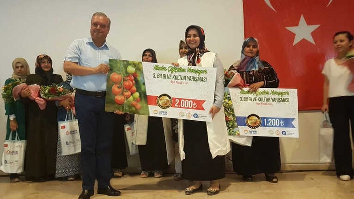 Kadın Çiftçiler Alanya Finali\'ni Hamide Uçak Kazandı
