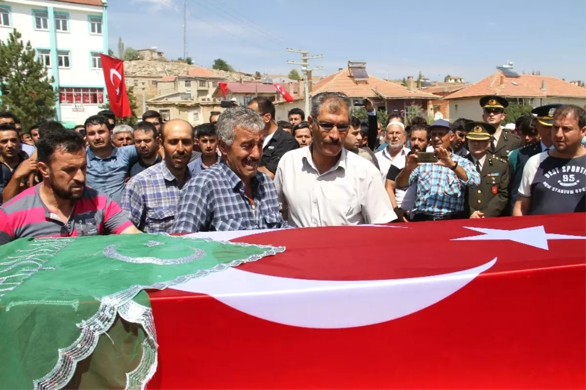 Konyalı Şehit Asker Son Yolculuğuna Uğurlandı