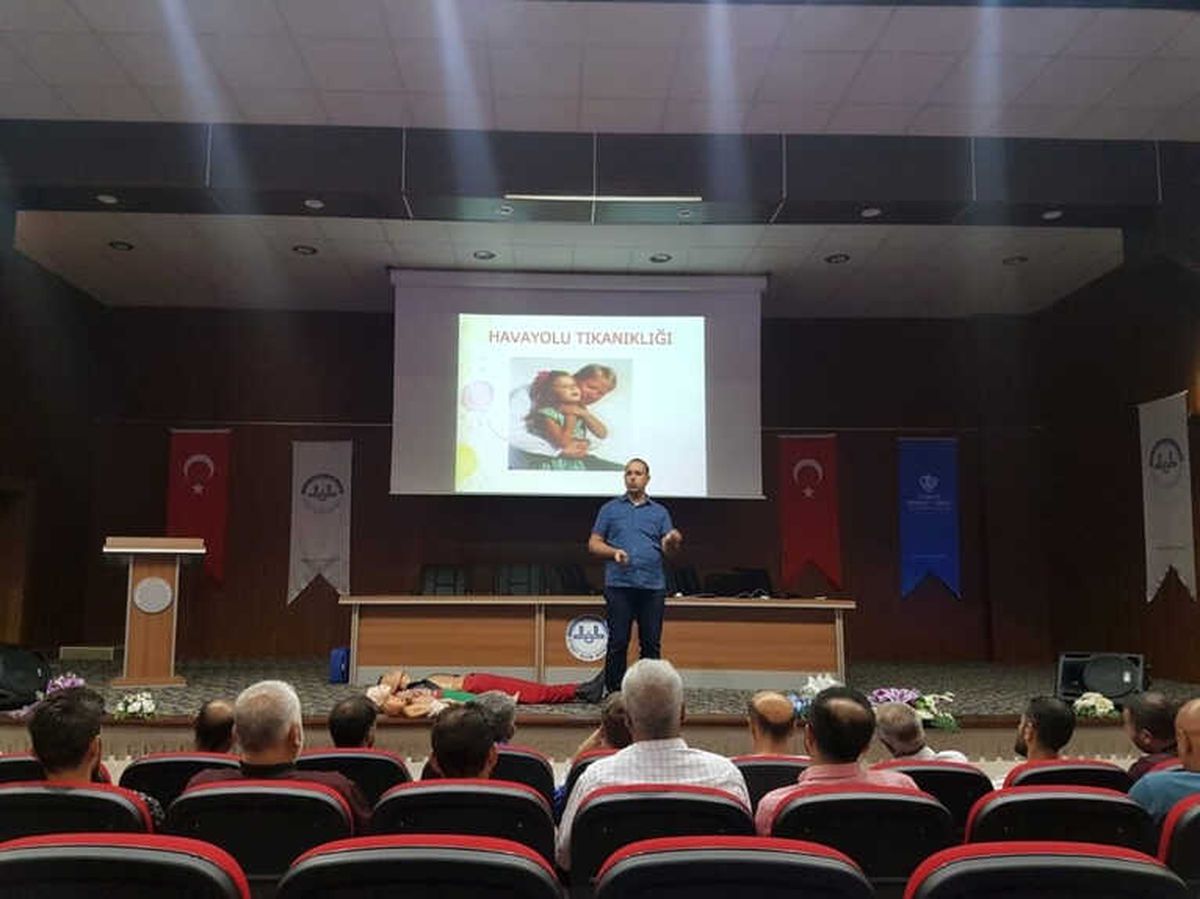 Mardin\'de Sürücülere İlk Yardım Eğitimi