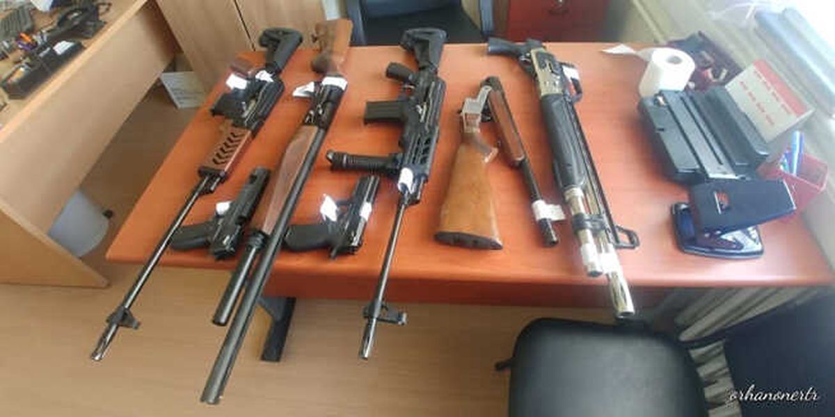 Nevşehir\'de Uyuşturucu Tacirinin Evinden Adeta Cephanelik Çıktı