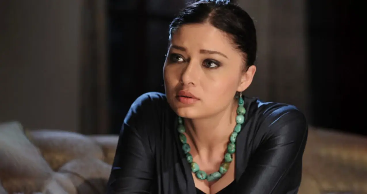 Nurgül Yeşilçay\'ın Gelinlik Mağazasına Haciz Geldi