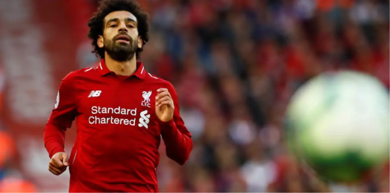 Mohamed Salah\'ın Annesi, Mısır Federasyonu Yetkilisi Tarafından Tehdit Edildi