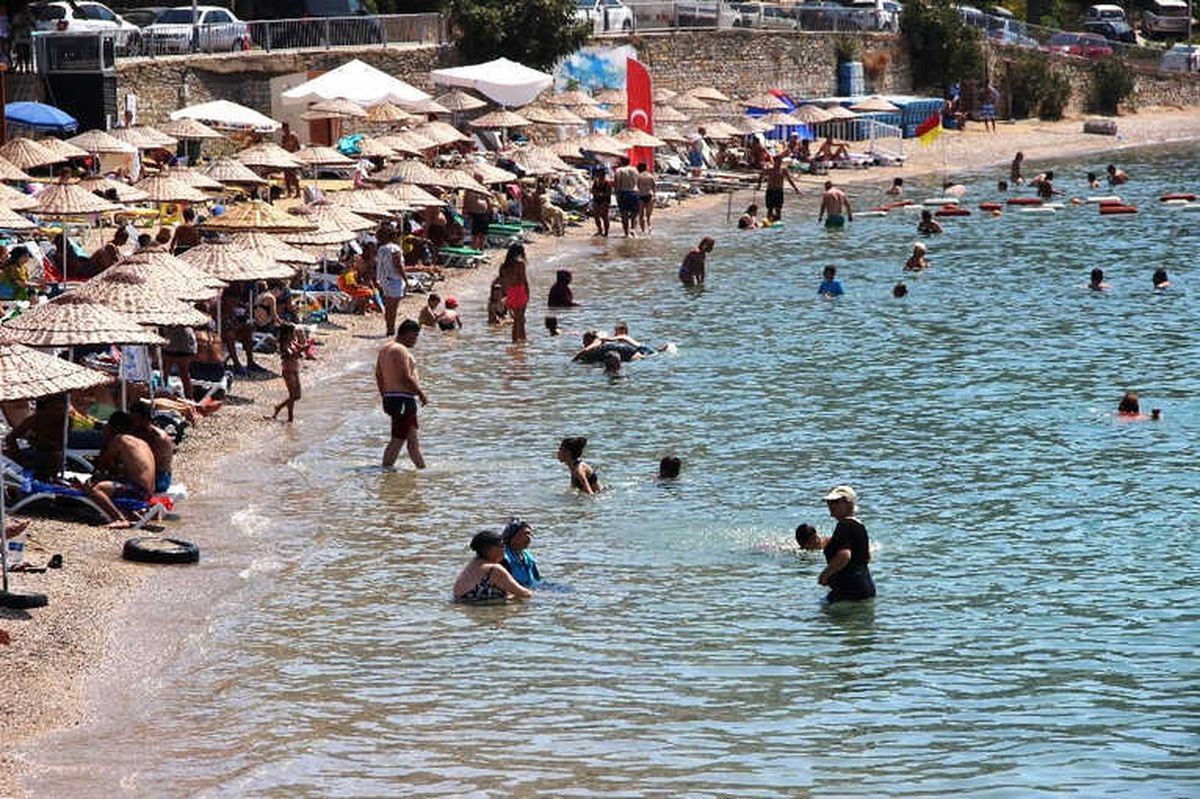 Temmuz\'da Yabancı Turist Antalya\'ya Aktı