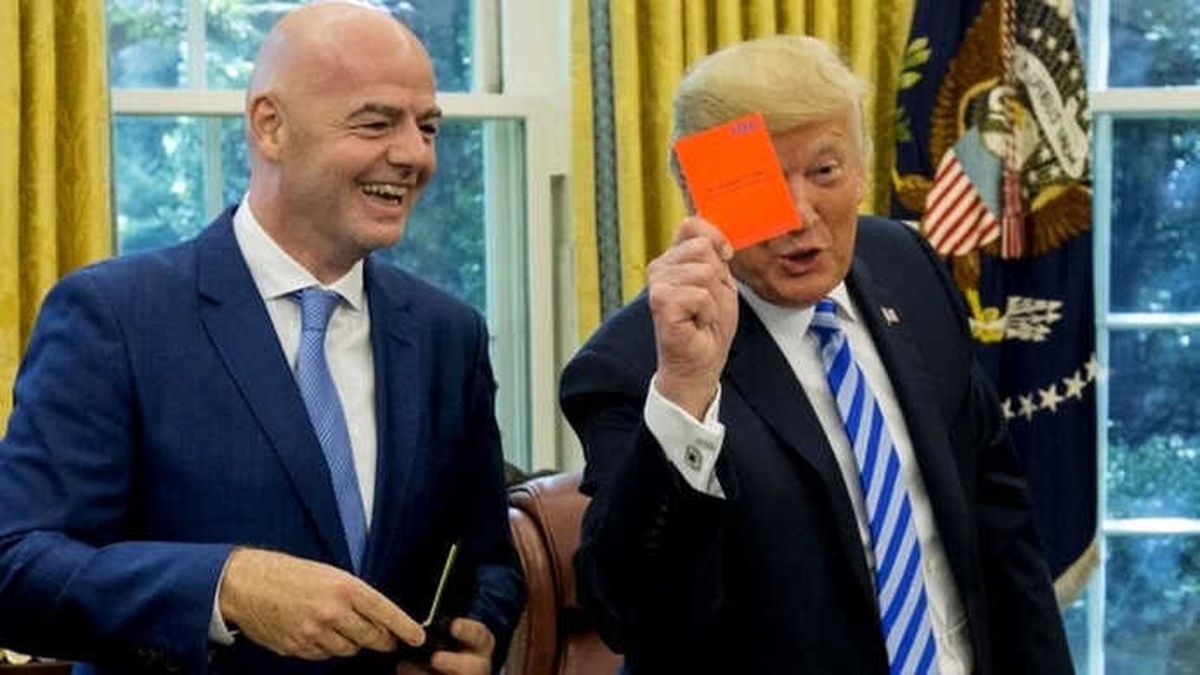 Trump Neden Google, Twitter ve Facebook\'u Karşısına Aldı?