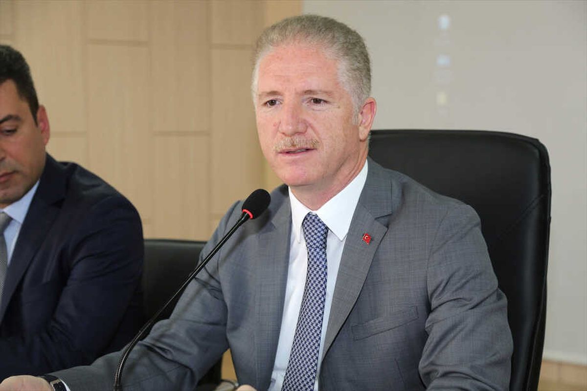 Vali Davut Gül, Okul Müdürleriyle Bir Araya Geldi