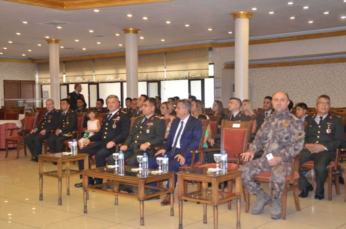 Vali Elban, Rütbe ve Terfi Törenine Katıldı