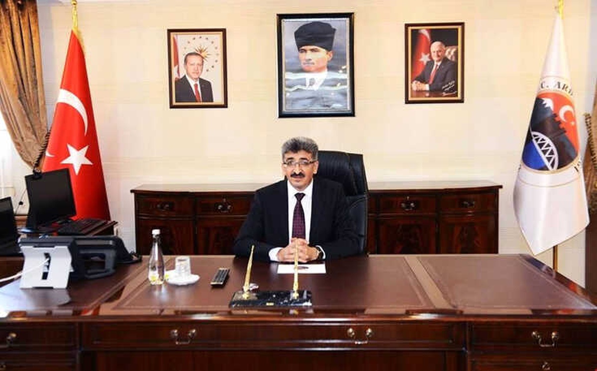 Vali Mehmet Emin Bilmez\'den 30 Ağustos Zafer Bayramı Mesajı