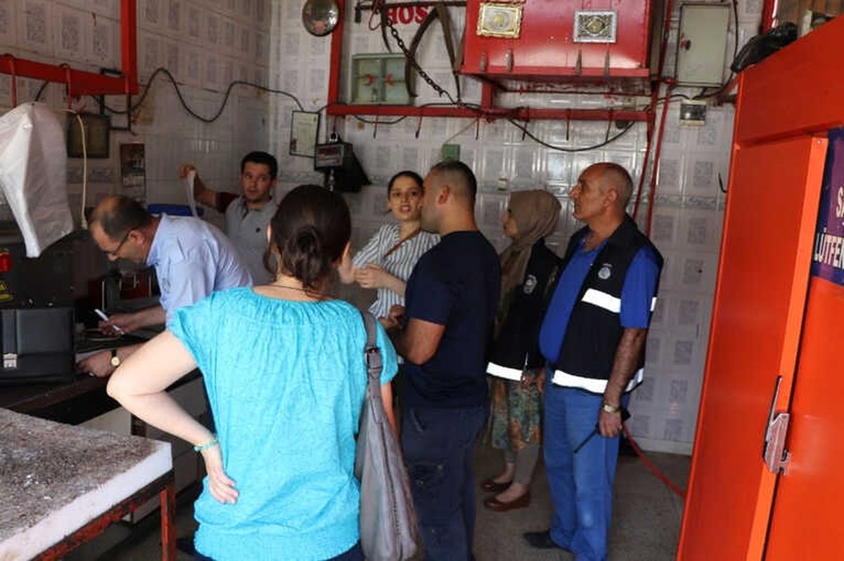 Zabıta Ekipleri Kasapları Denetledi