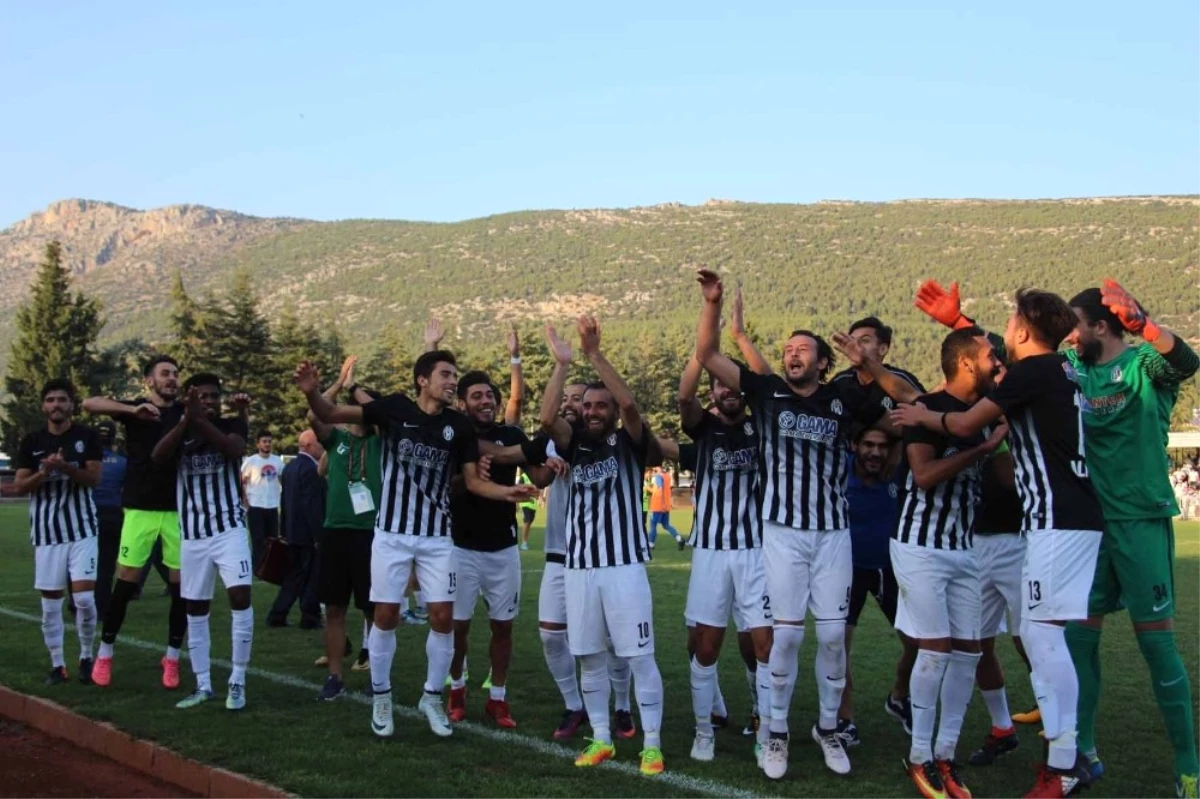 Ziraat Türkiye Kupası 1. Tur: Oğuzhanspor: 2 -Bigaspor: 1
