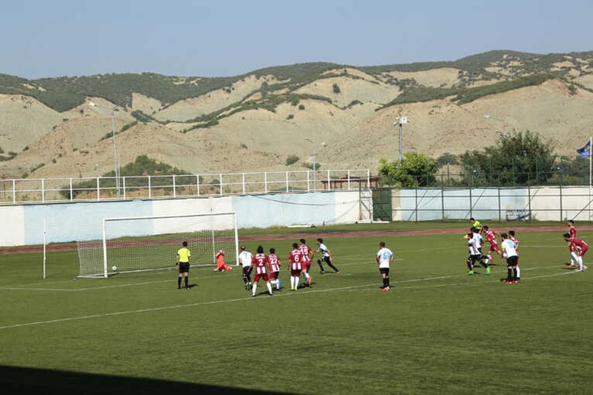 Ziraat Türkiye Kupasında 62 Pertekspor, Karlıova Yıldırımspor\'u 4-1 Yendi
