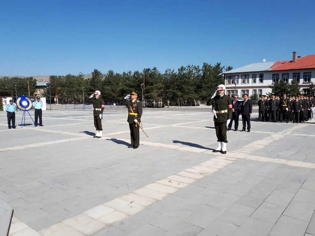 30 Ağustos Zafer Bayramı Sarıkamış\'ta Törenlerle Kutlandı