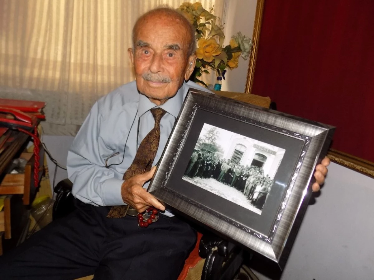 81 Yıl Önce Gördüğü Atatürk\'e 93 Yaşında Şiir Yazdı