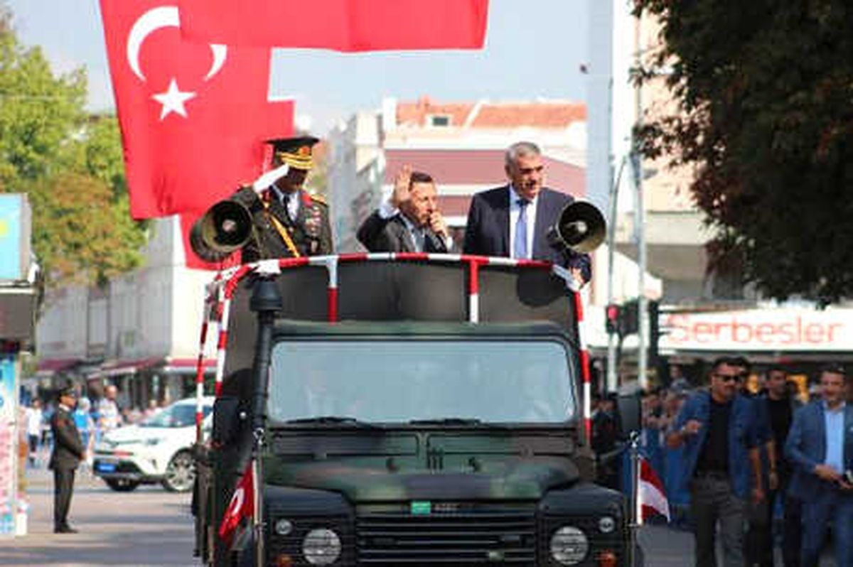 Adapazarı\'nda 30 Ağustos Coşkusu