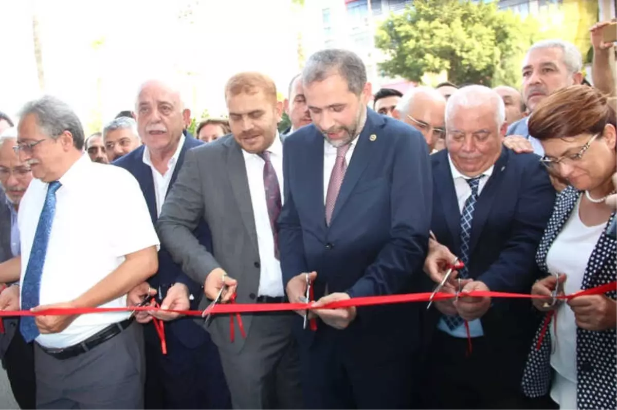 AK Parti\'li Özel İskenderun\'da İletişim Ofisinin Açılışını Yaptı