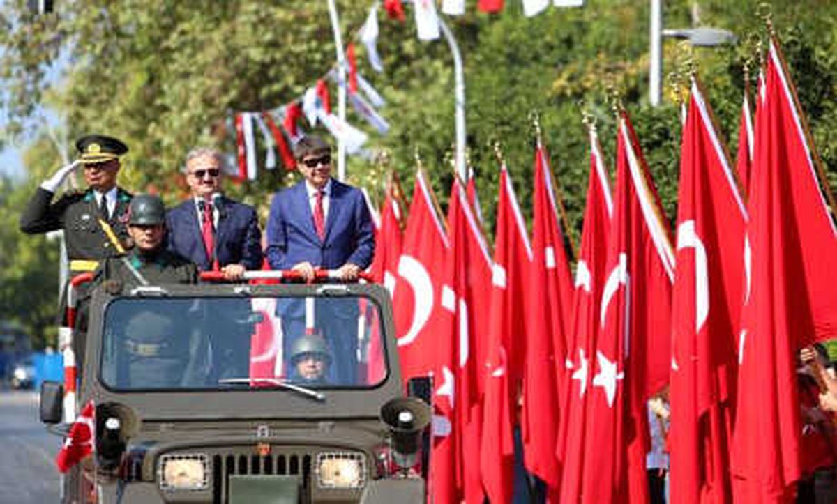 Antalya\'da Zafer Bayramı Coşkusu