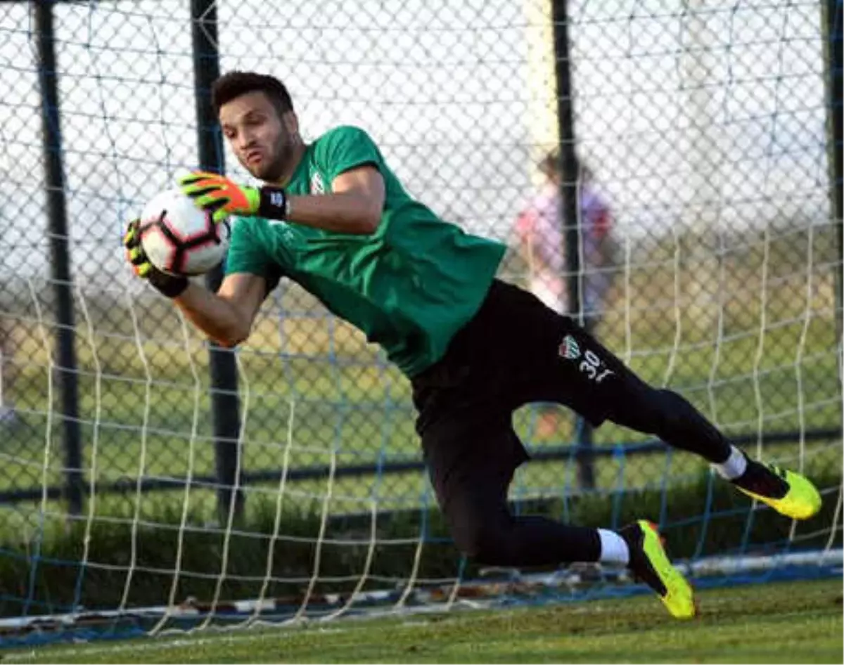 Beşiktaş\'a Karşı Kale Okan Koçuk\'un