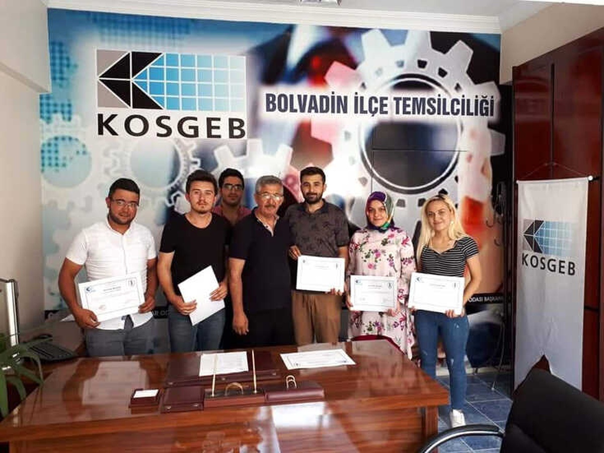 Bolvadin\'de Girişimcilere Belgeleri Verildi
