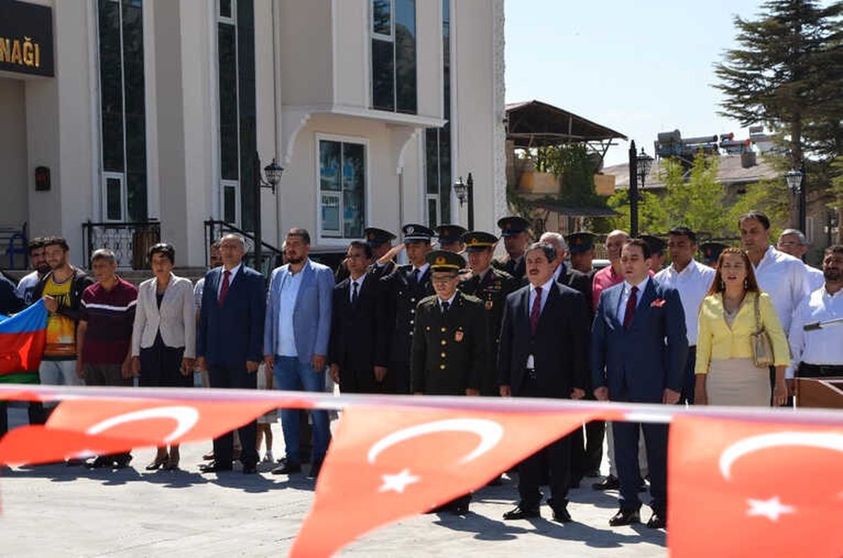 Darende\'de 30 Ağustos Zafer Bayramı Kutlaması