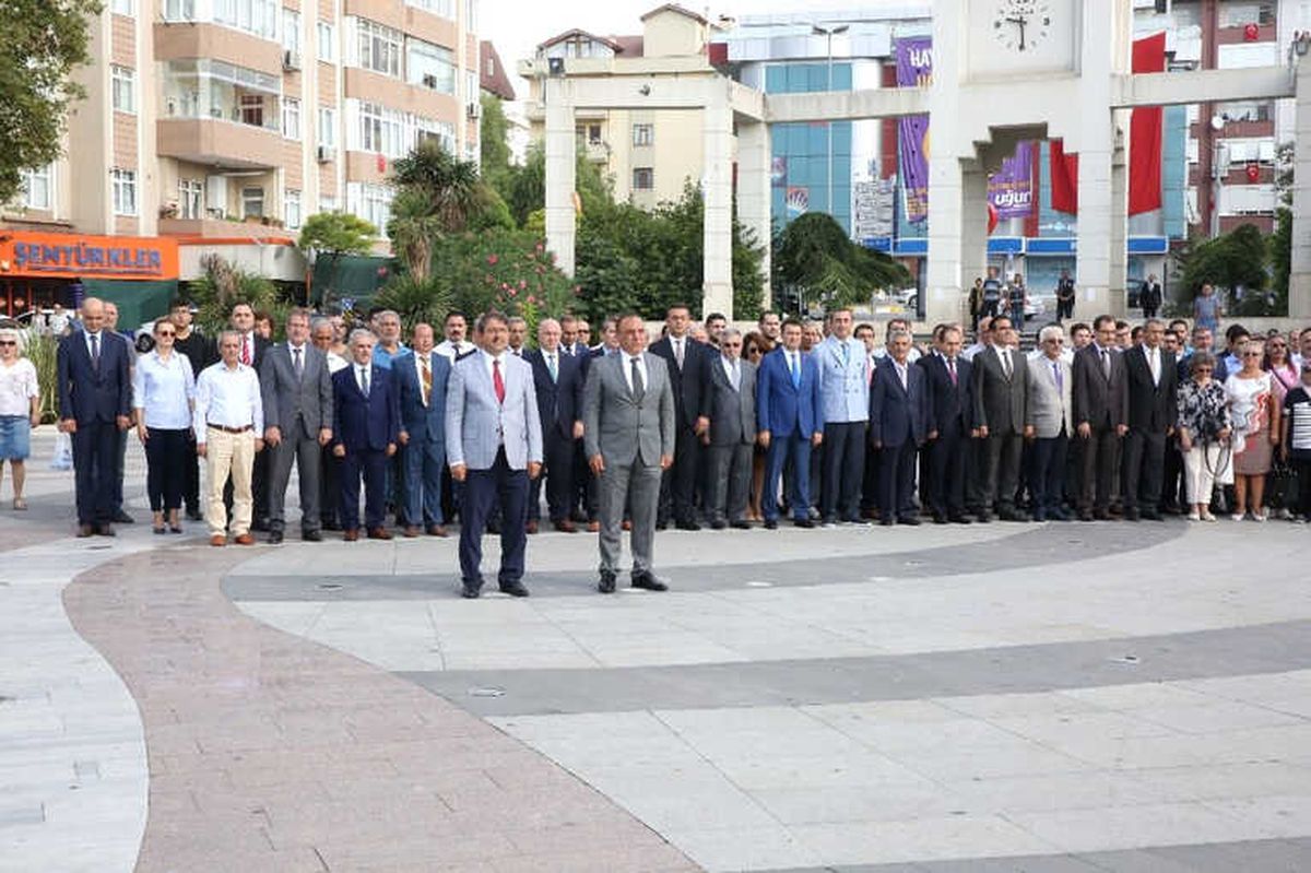 Darıca, Zafer Bayramı\'nı Kutladı